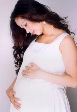 孕妇胸前长白癜风白斑如何治疗
